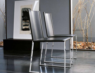 Chair on a metal frame, Midj