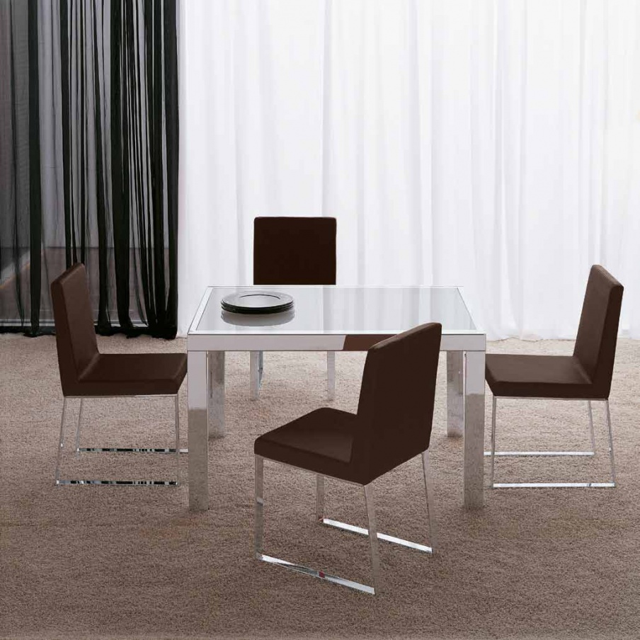 Chair on a metal frame, Midj