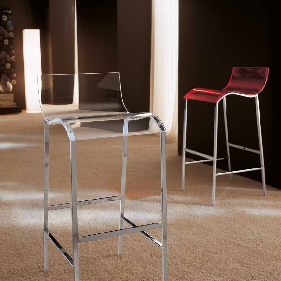 Chair on a metal frame, Midj