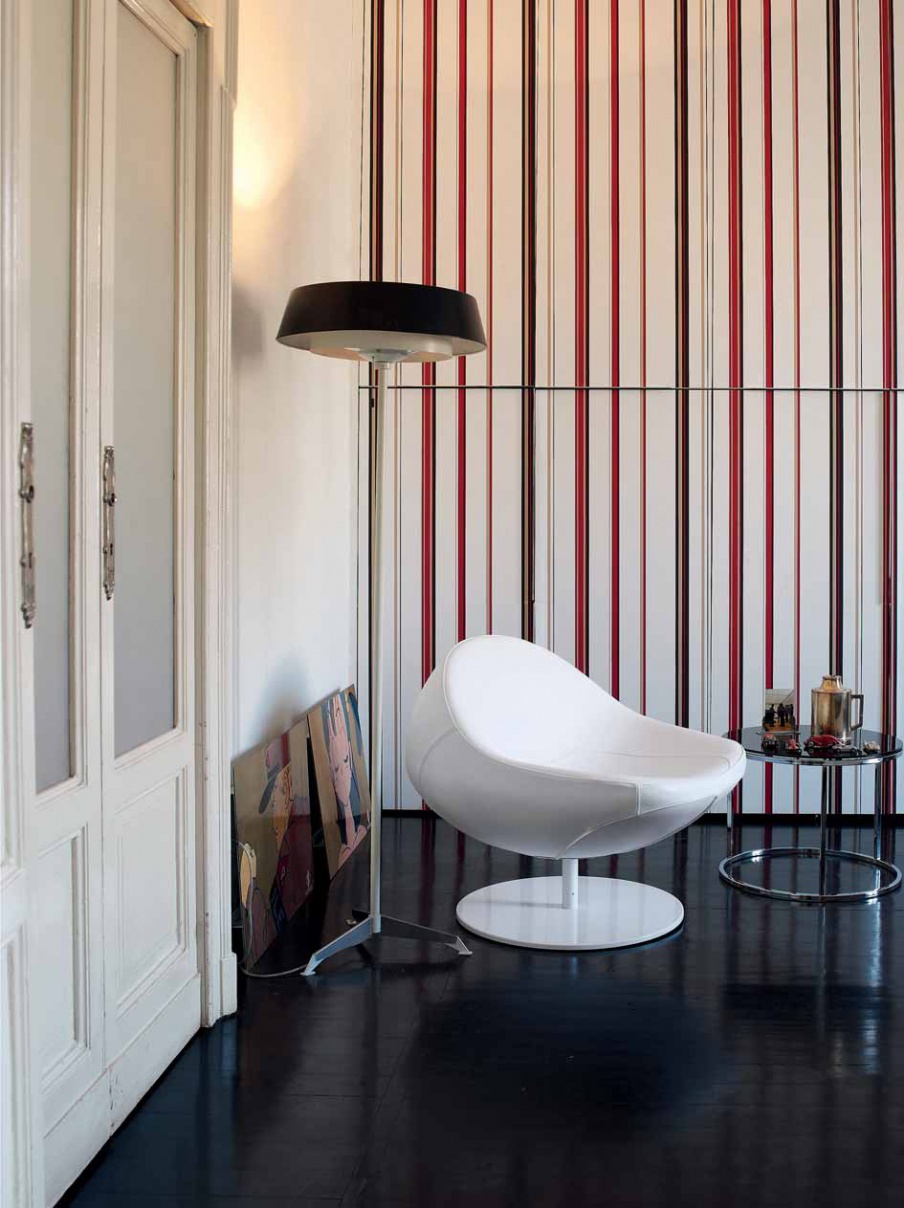 Chair on round base, Nube