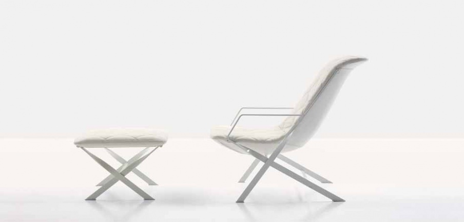 Armchair with Ottoman leg, Nube