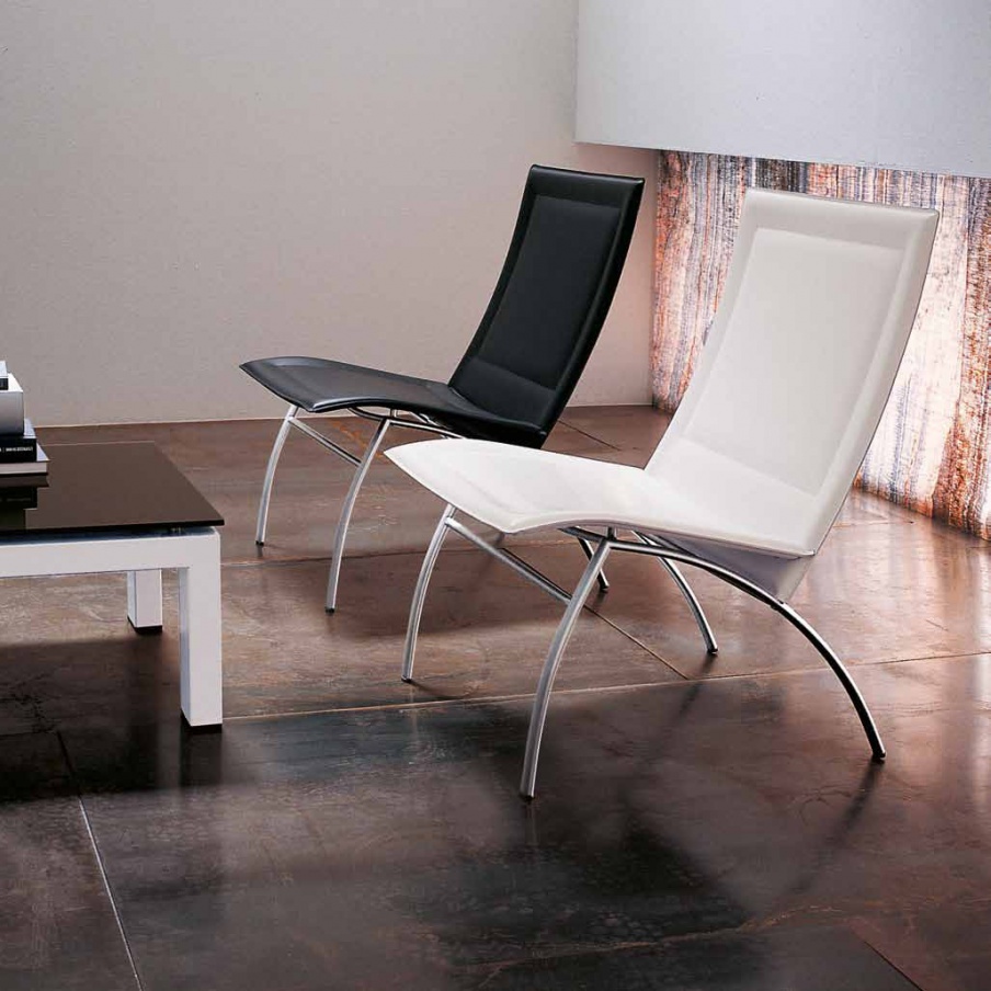 Chair on a metal frame, Midj