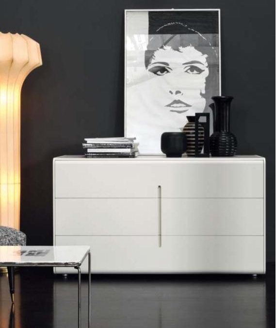 A Chest Of Drawers, Map