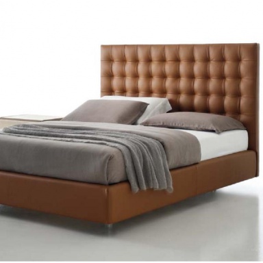 Bedroom (furniture-bedroom)