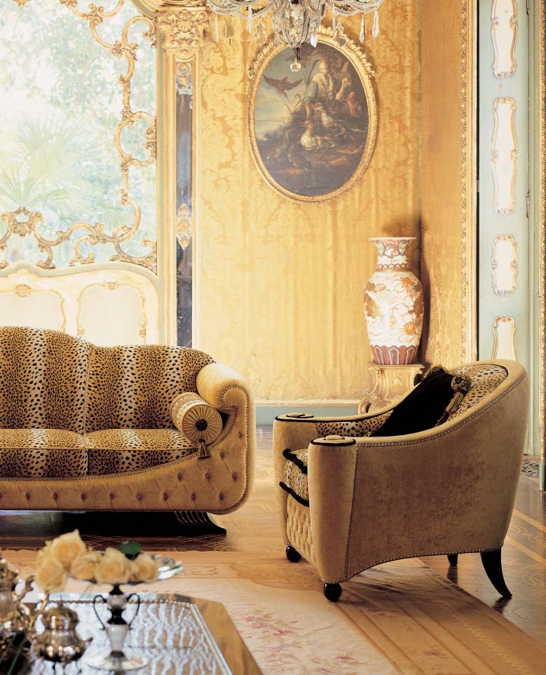 A chair with a hidden frame, OAK