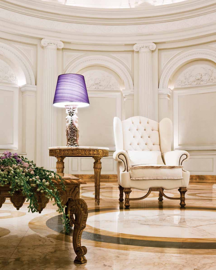 Chair with carved legs, OAK