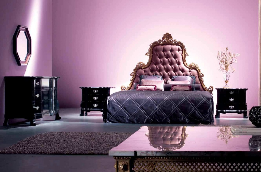 Set for bedroom in black lacquer finish, OAK