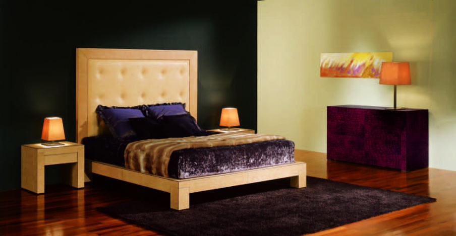 Double bed with high headboard, Origgi Salotti