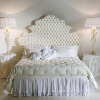 Bedroom (furniture-bedroom)