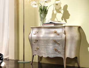 Dresser with shaped profile, Tosato