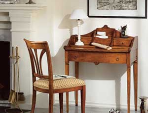 The Desk on high legs, Tosato