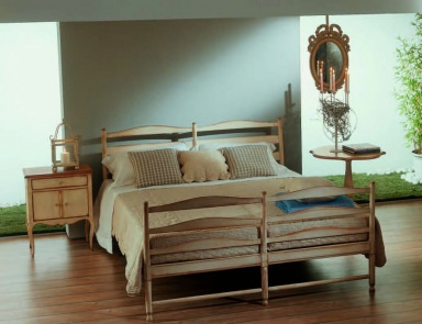 Double bed, Salda