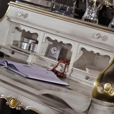 Bedroom (furniture-bedroom)