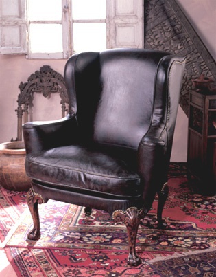 Chair Nelson, Mantellassi