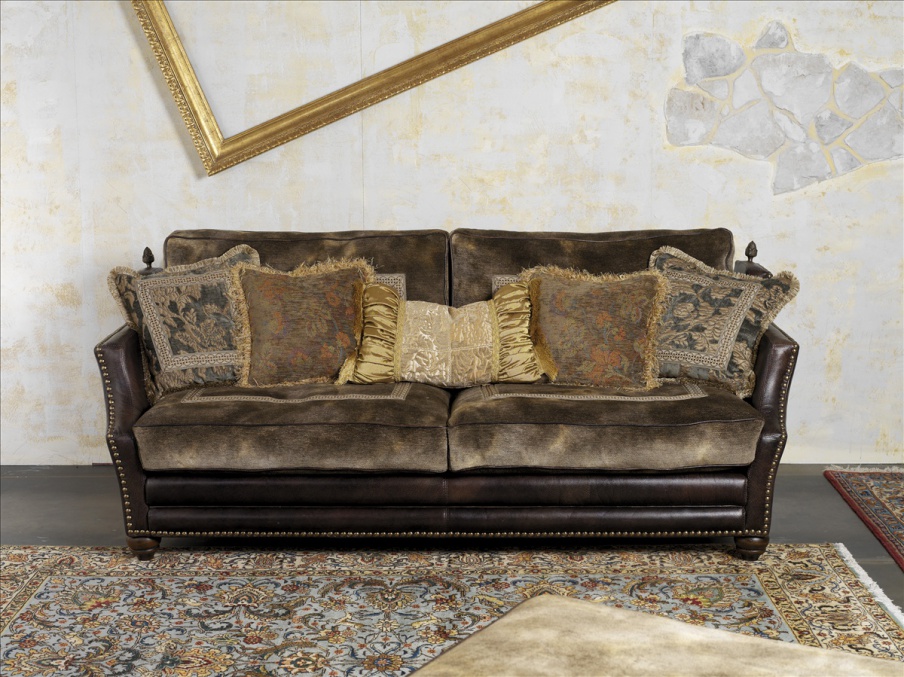 Sofa Oliver, Mantellassi