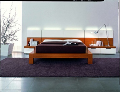 Double bed on massive legs, Santarossa