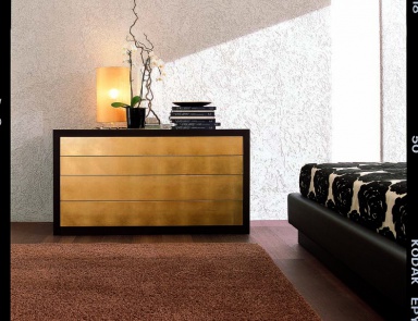 Wooden chest of drawers, Santarossa