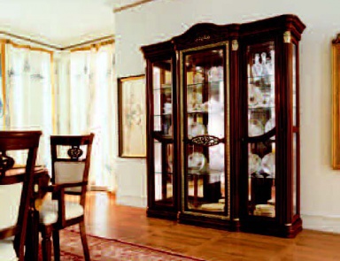 Showcase with glass facade, San michele