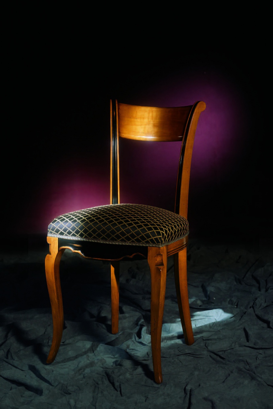 Chair on wooden frame Stella Del Mobile