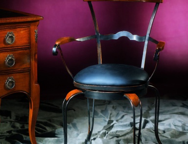 Chair on a metal frame Stella Del Mobile