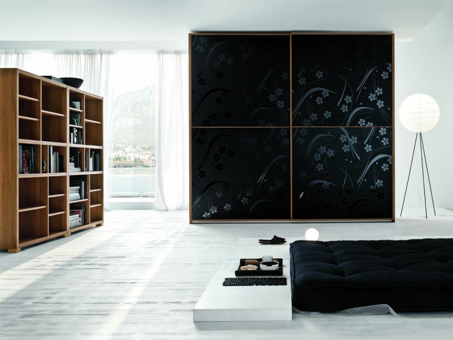 Wardrobe with sliding doors, Santa Lucia