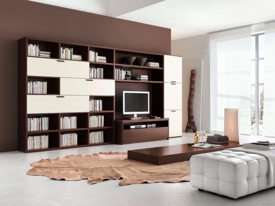 Modular system with open and closed sections, Santa Lucia