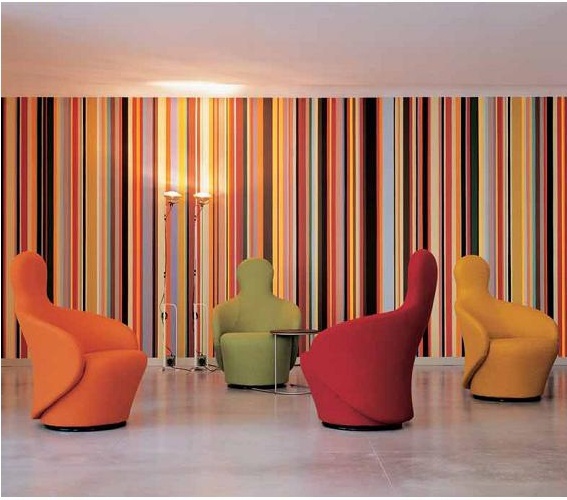 The Chair Body, Seven Salotti