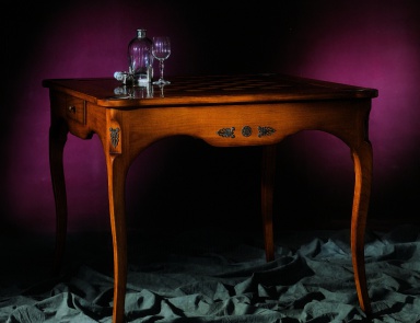 The production table Stella Del Mobile