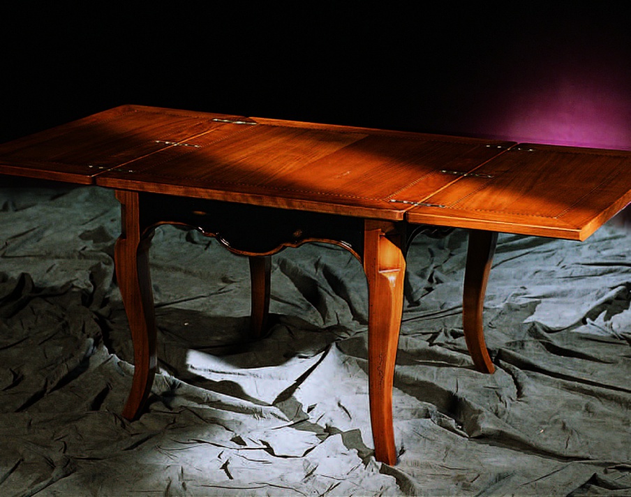 The production table Stella Del Mobile