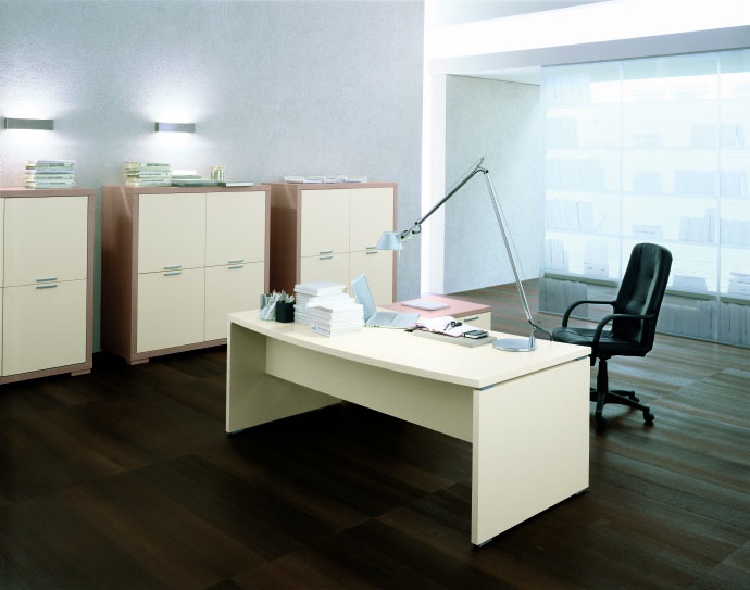 A Desk from wood, Santa Lucia