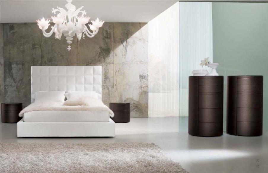 Bedroom (Suite bedroom), Veneran