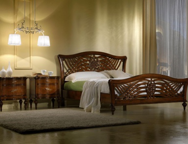 Double bed on figured legs, Zilio