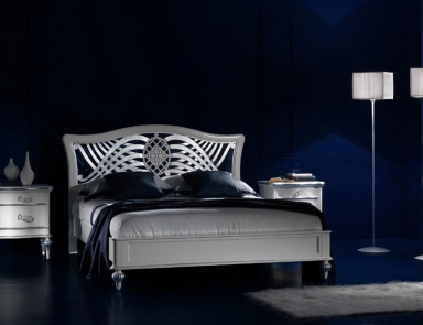 Double bed with high headboard, Zilio
