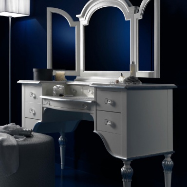 Dressing table