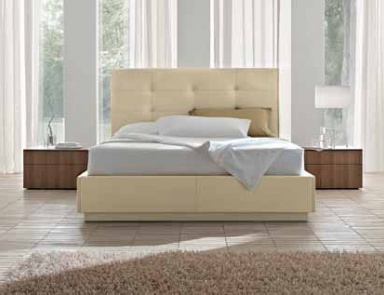 Double bed with high headboard, Zanette