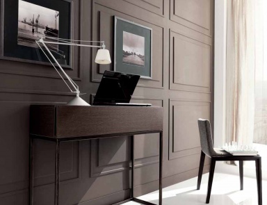 The console on high legs, Zanette