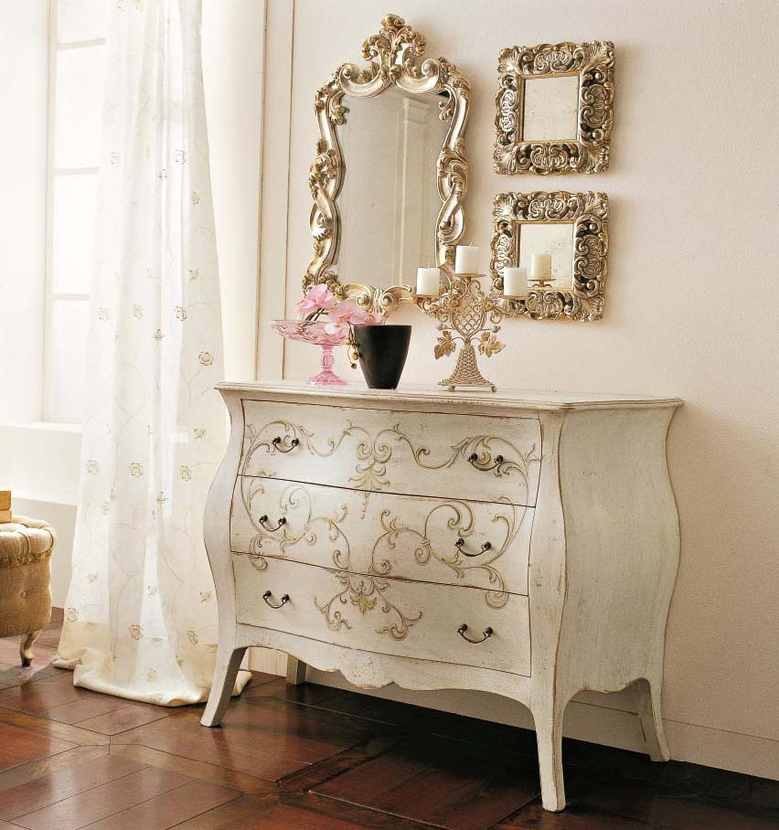 Dresser with drawers, Vittoria Orlandi