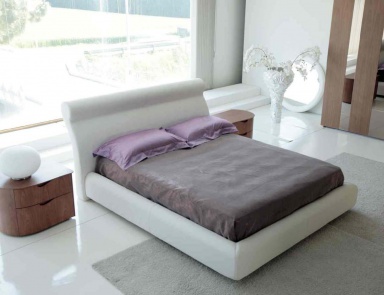 Double bed, Voltan
