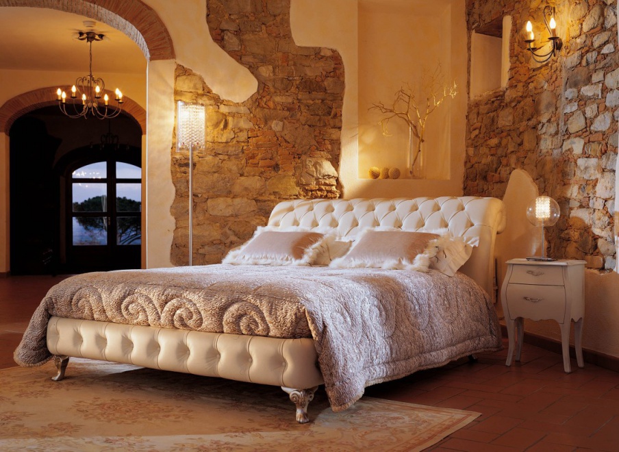 Double bed, Tosconova