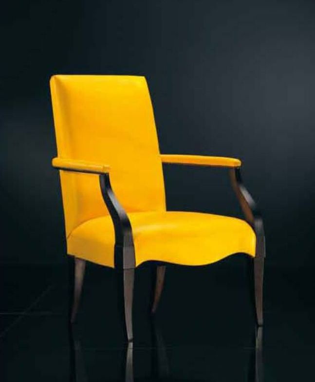 The Armchair Seven Sedie Perfectly