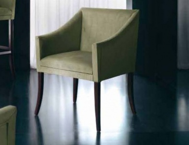 The Armchair Seven Sedie Perfectly