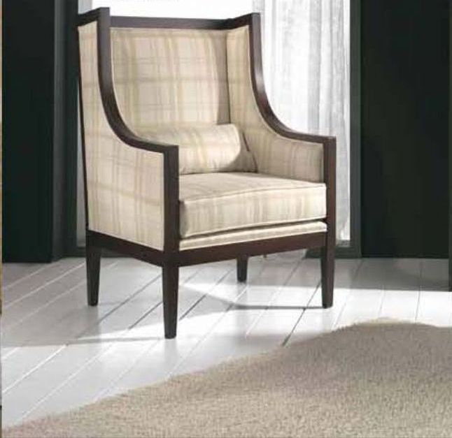 The Armchair Seven Sedie Perfectly