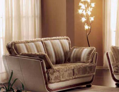 The high-backed chair, Linea Due