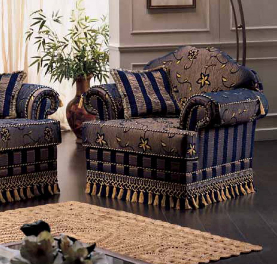 The high-backed chair, Linea Due