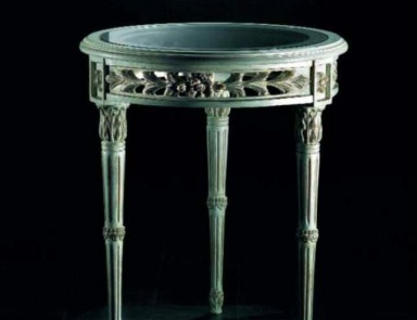 The console on high legs, Spini