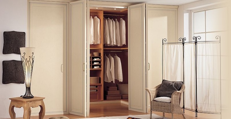 Cloakroom wood, Anta Delta - Ferretti e Ferretti