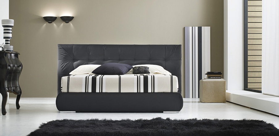 Bed Sonett, Altrenotti