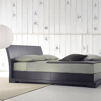 The bed ANDAMAN CUOIO