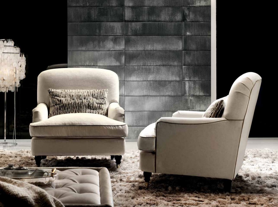 A chair made of natural wood Piccadilly, Cava