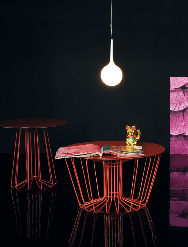 The round table Zanotta products 